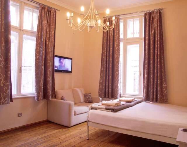 Гостевой дом Interhost Guest rooms and apartments София-23